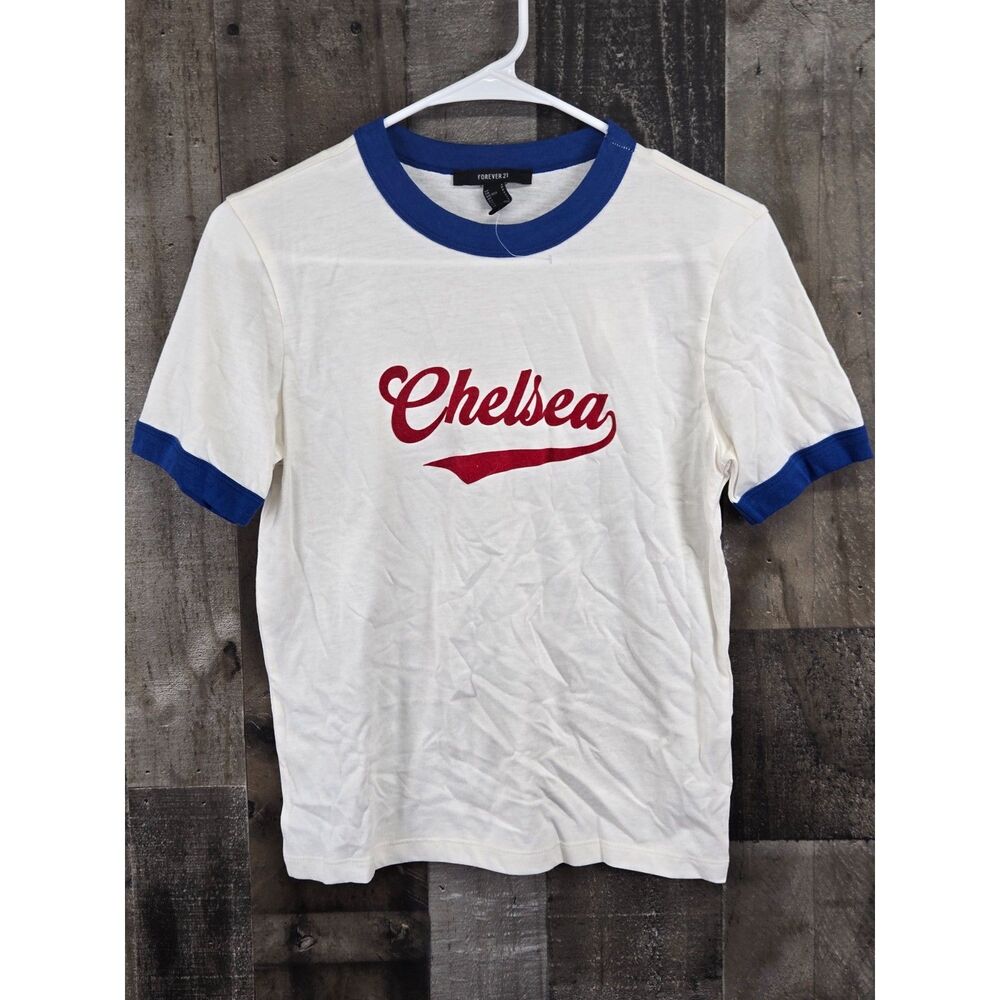 Forever 21 Personalized Girls Chelsea logo Tee Size Small